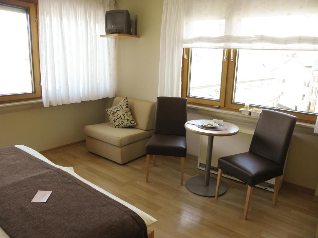 Garni Haus Weiskopf Hotel Trier Phòng bức ảnh